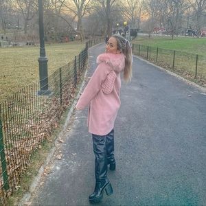 Baby pink coat with fur collar